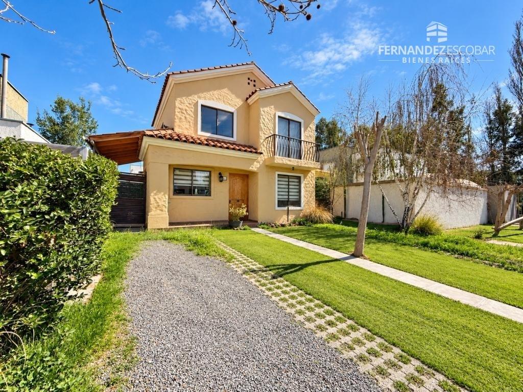SAN FELIPE - ARRIENDO CASA 3D 3B 2E - COND. RIVERA DE LA OLIVA
