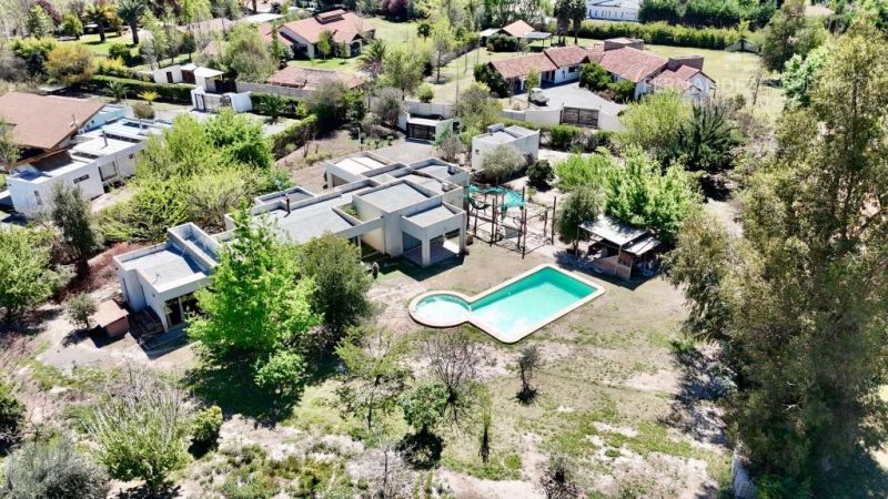CALLE LARGA - VENDE | ARRIENDA PARCELA CON CASA 5D 4B LOS VILLARES