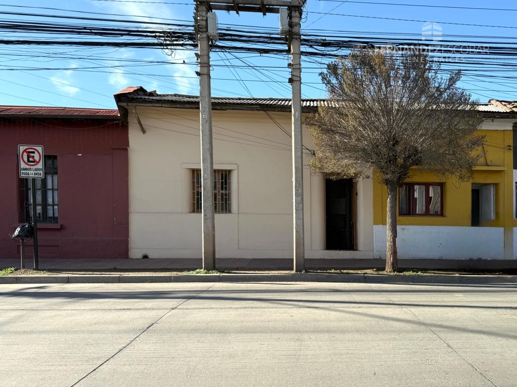 LOS ANDES - VENDE PROPIEDAD EN AV. CHACABUCO