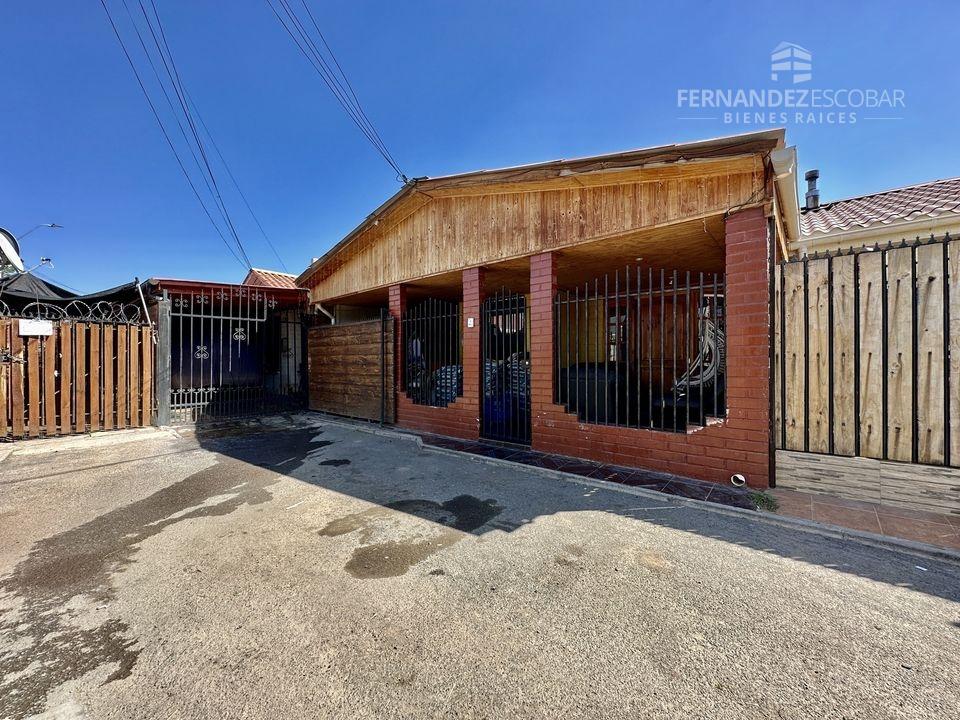 CALLE LARGA - VENDE CASA 3D 2B 1E - CAPILLA DE LAS NIEVES