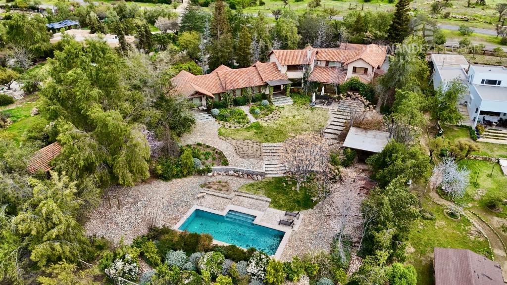 RINCONADA - VENDE PARCELA CON CASA 5D 6B COND. HACIENDA RINCONADA