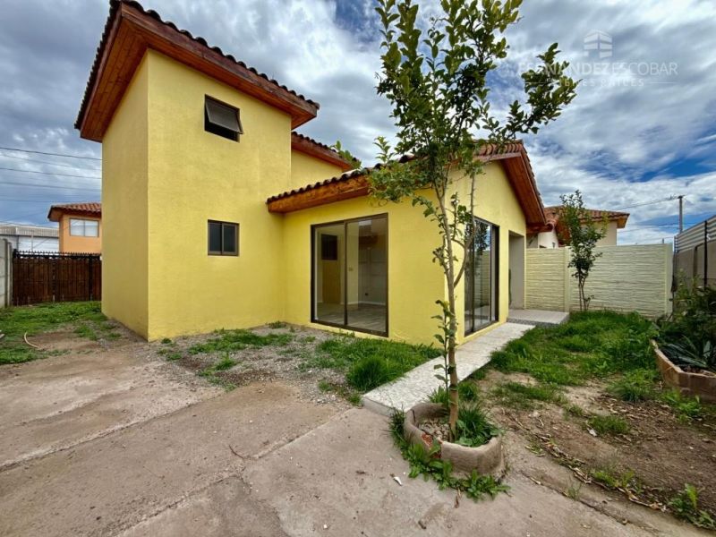 San Esteban - Vende Casa 3D 2B 1E Hacienda San Esteban