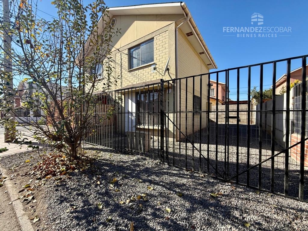 SAN FELIPE - ARRIENDO CASA 3D 2B 2E - VILLA EL ALMENDRAL
