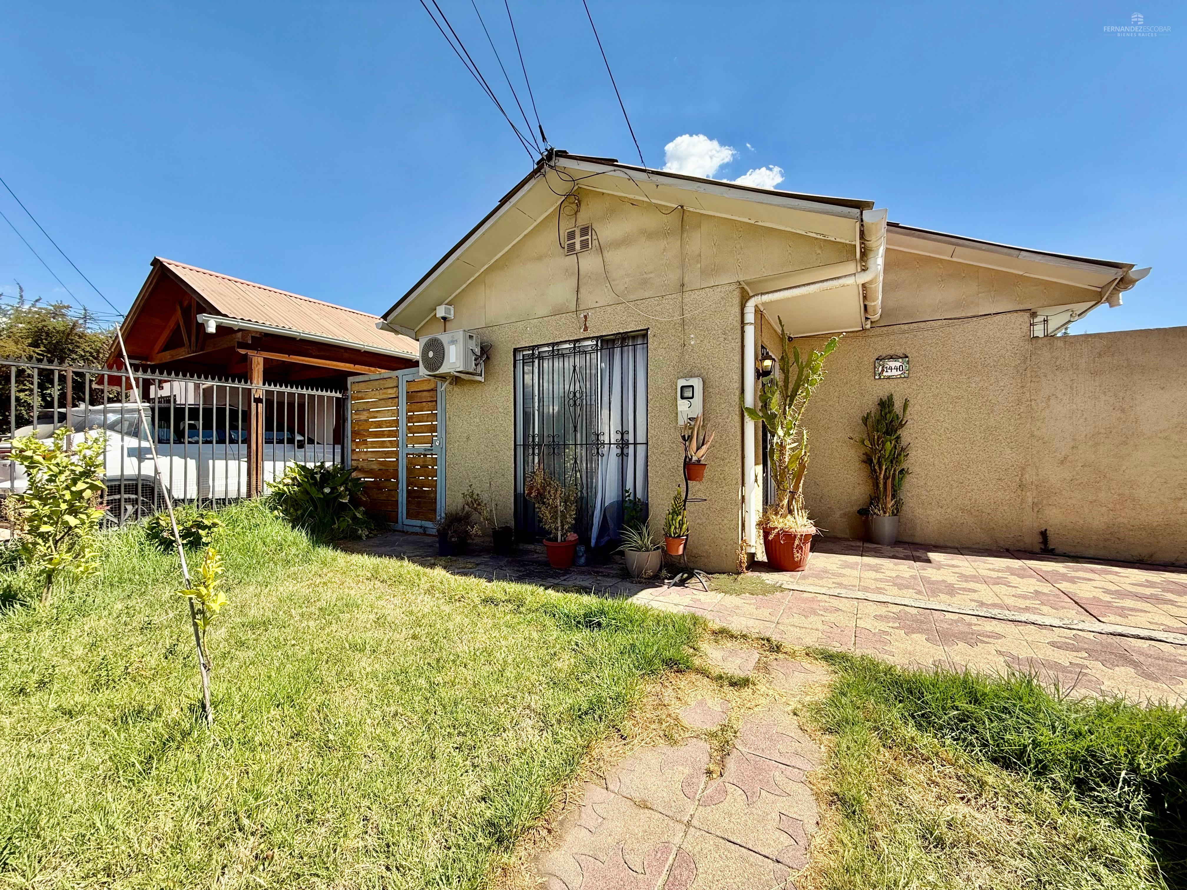  SAN FELIPE - ARRIENDA CASA ESQUINA 3D 2B PISCINA - MICHIMALONGO