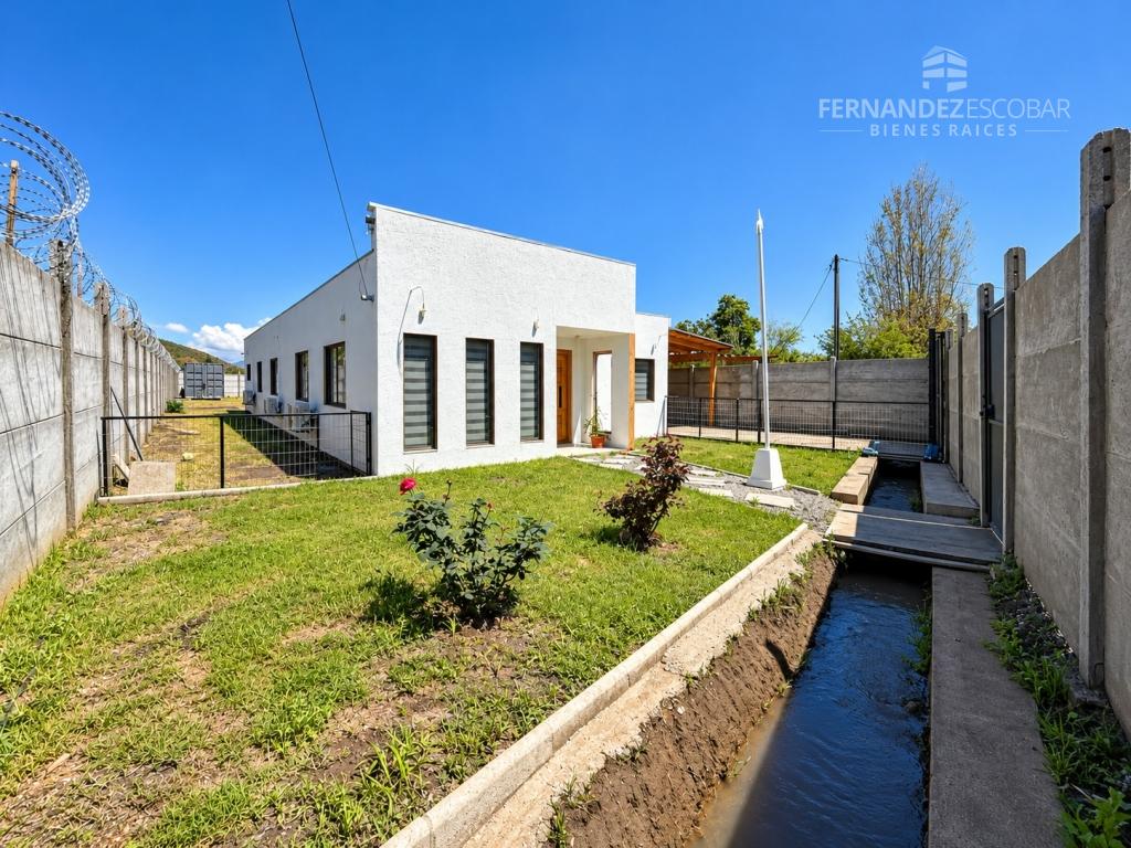 SAN ESTEBAN - VENDE CASA 4D 2B 4E AV. LA FLORIDA