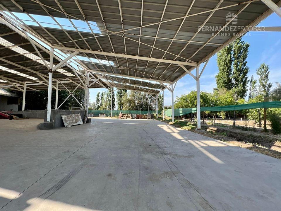 SANTA MARÍA - SE VENDE PLANTA CON GALPON Y BODEGA