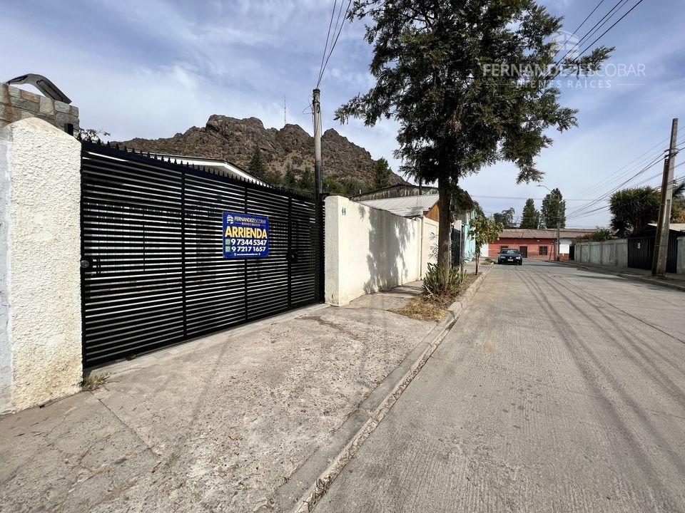 LOS ANDES - ARRIENDA CASA 3D 1B 1E - DIEGO DE ALMAGRO