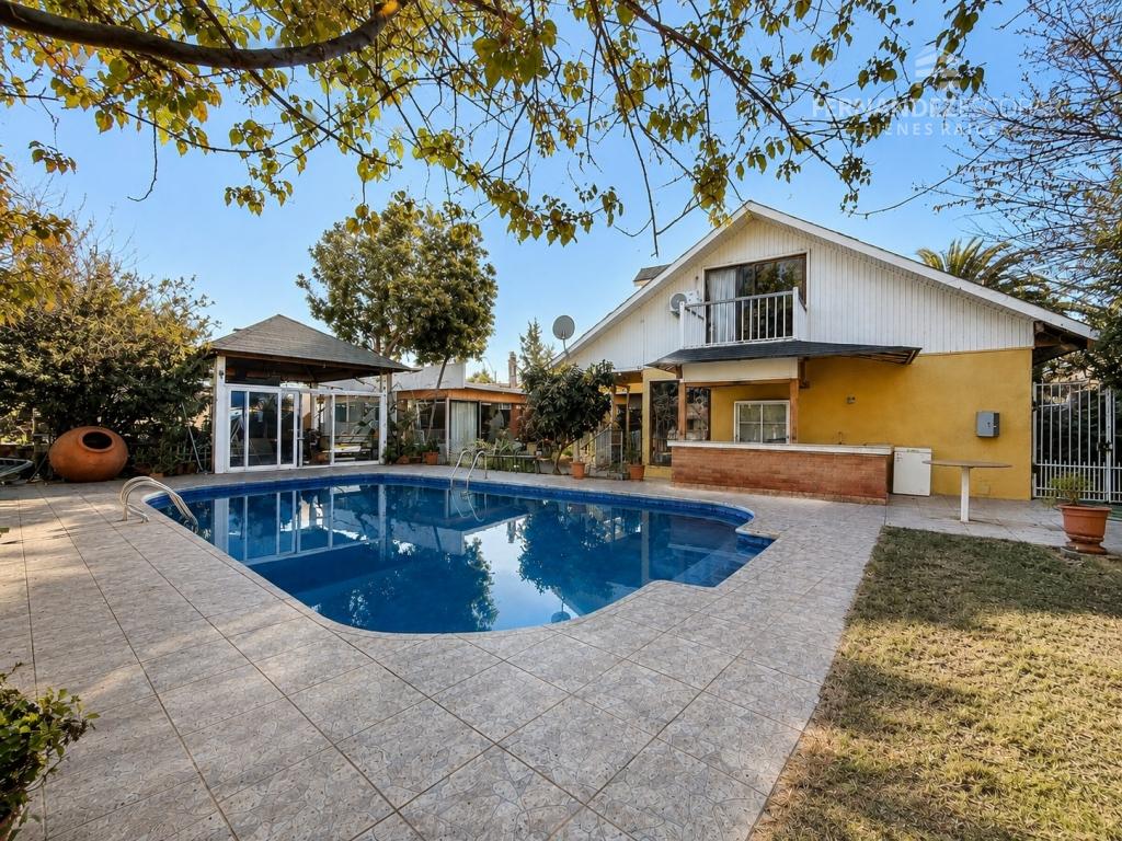 CALLE LARGA - VENDE CASA 6D 6B PISCINA - LAS DELICIAS