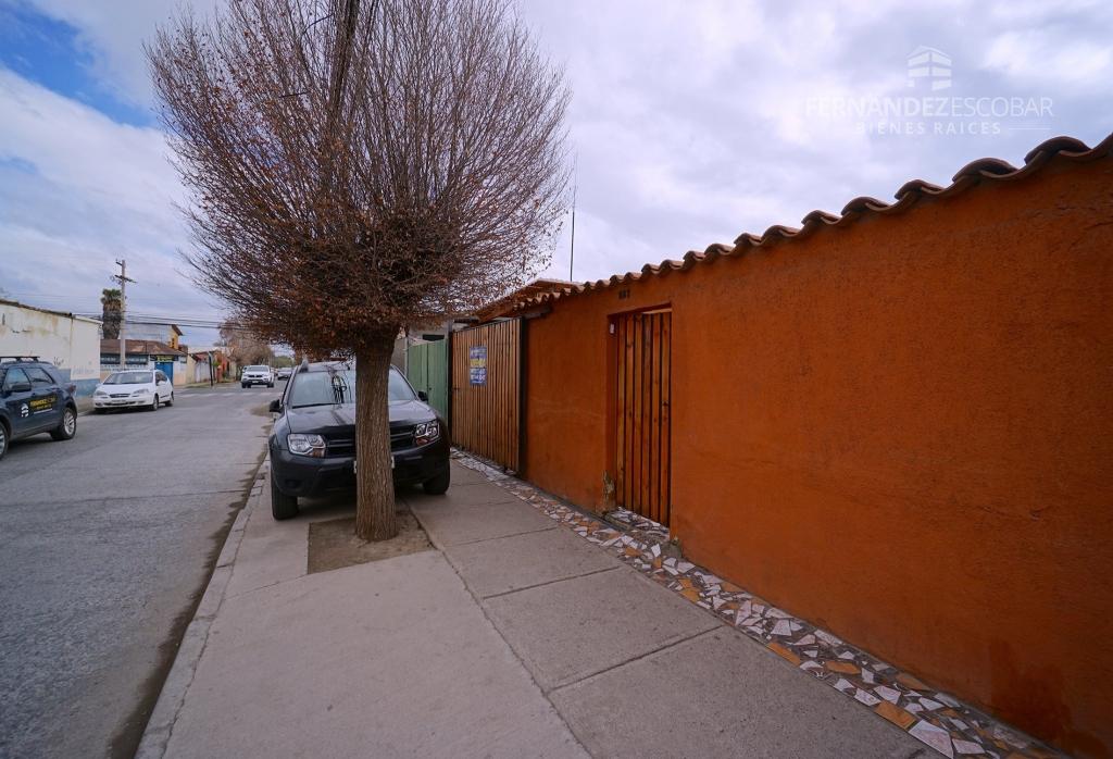 LOS ANDES - SE ARRIENDA CASA 