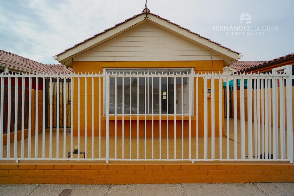 LOS ANDES - SE VENDE CASA 3D 2B 