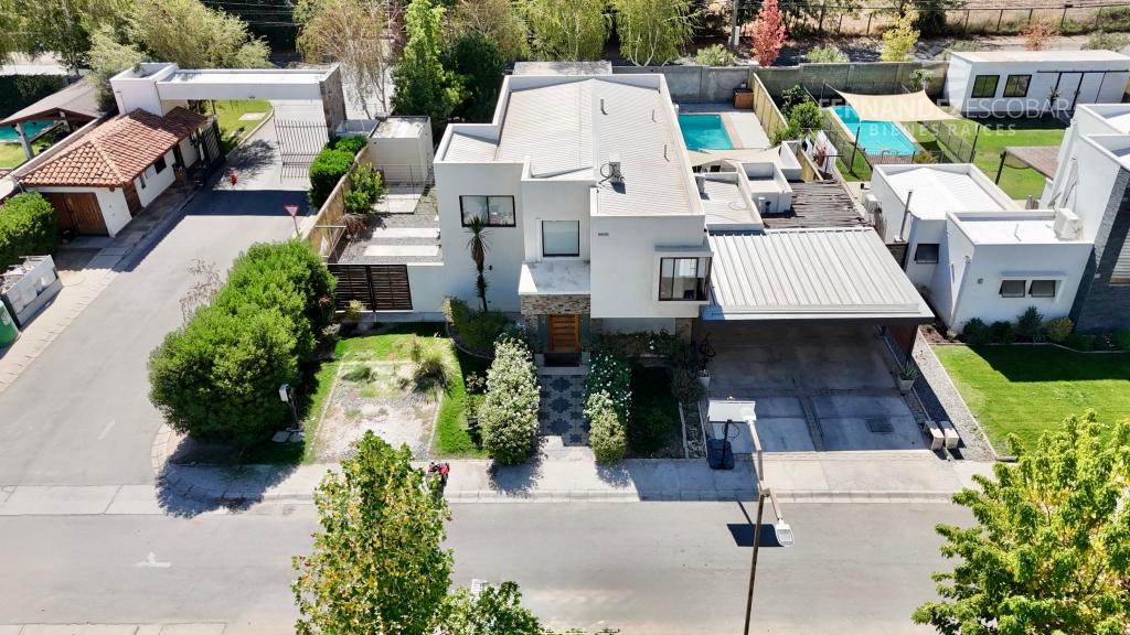 RINCONADA - ARRIENDA CASA 5D 4B 2E PISCINA - COND. ANTUL