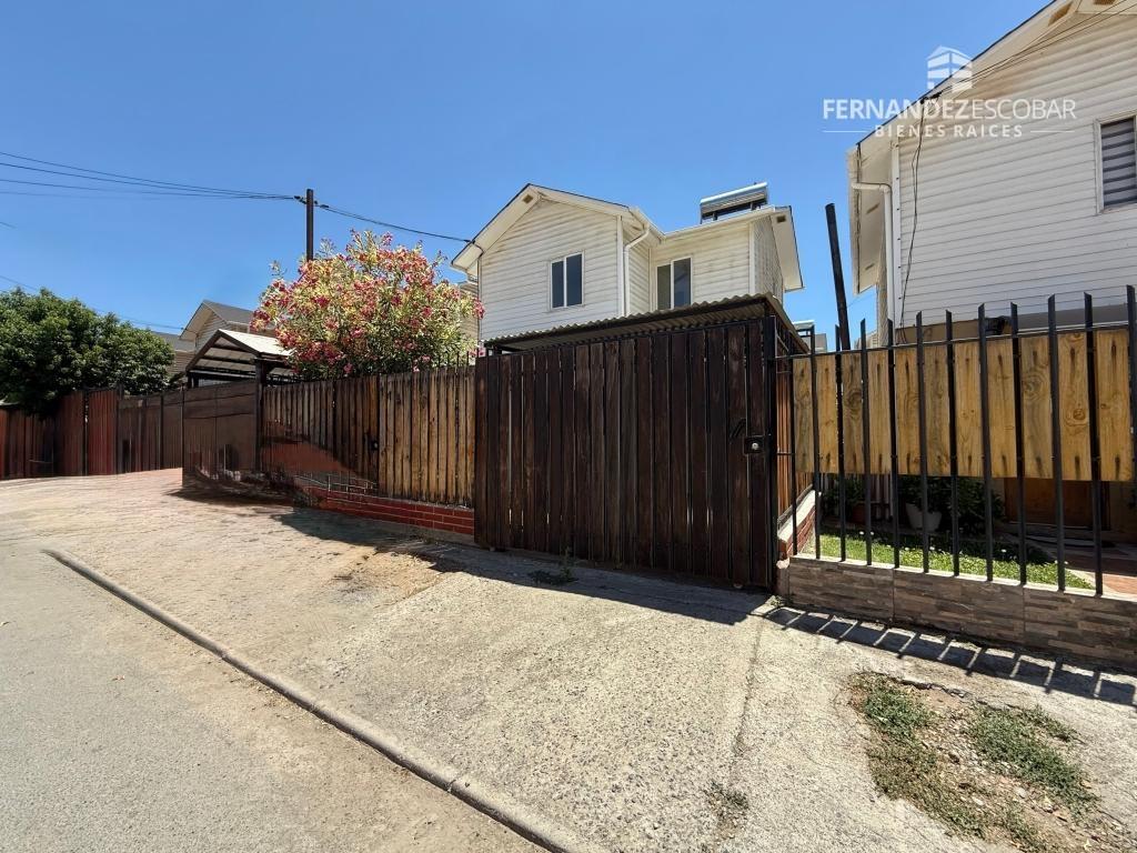 LOS ANDES - ARRIENDA / VENDE CASA 3D 2B 1E VILLA HERMANOS MARISTAS