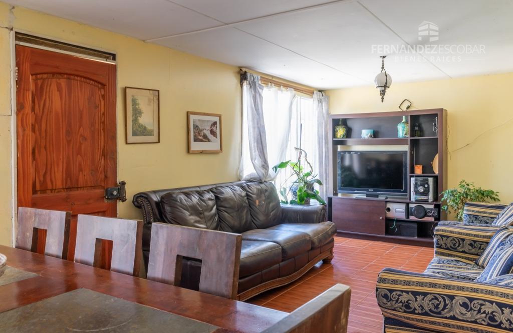 EL QUISCO - SE ARRIENDA CASA PARA 6 PERSONAS Y SUITES PRIVADAS