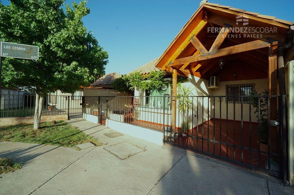 SAN ESTEBAN - SE VENDE CASA 3D 2B