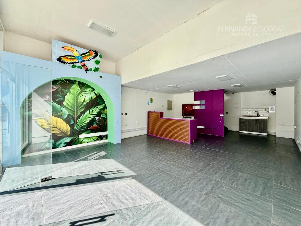 LOS ANDES - ARRIENDA LOCAL COMERCIAL 92m2