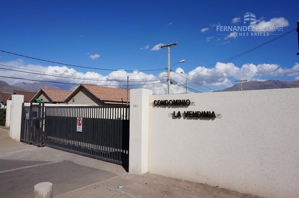 CASA 3D 3B CONDOMINIO LA VENDIMIA