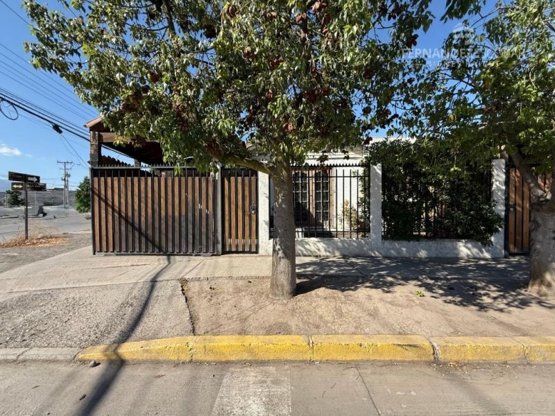 SAN FELIPE - VENDE CASA ESQUINA 4D 2B VILLA EL CARMEN