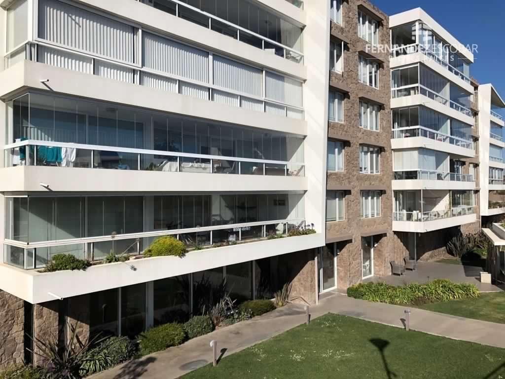 REÑACA - SE VENDE DEPTO 3D 2B