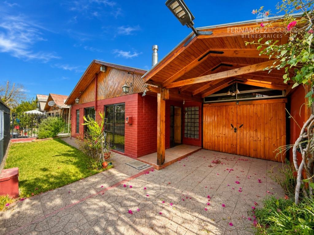 LOS ANDES - VENDE CASA 3D 2B SECTOR EL BOSQUE