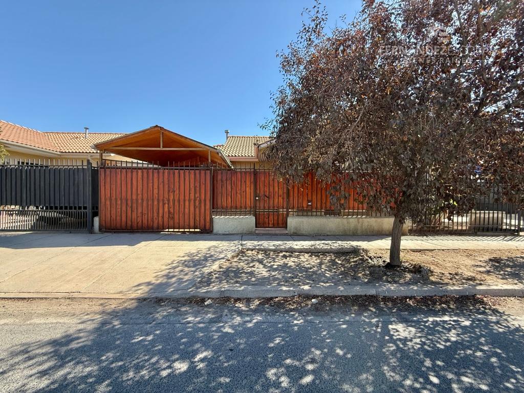 SAN FELIPE - VENDE ARRIENDA CASA 3D 2B VILLA PORTONES DEL INCA