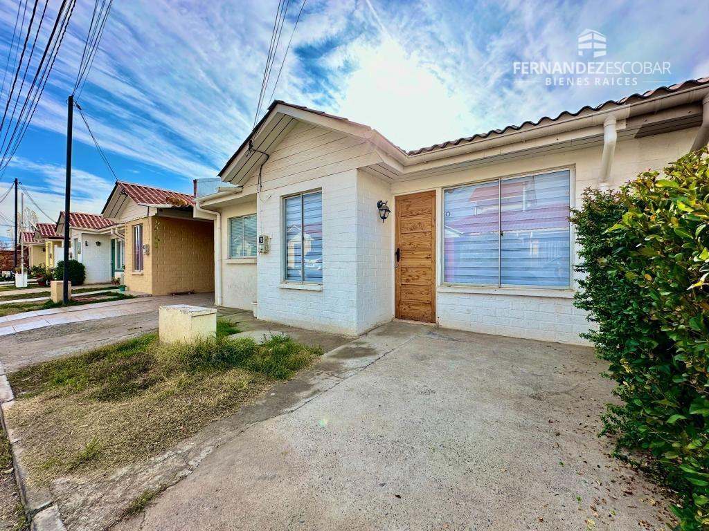 CALLE LARGA - SE ARRIENDA CASA 3D 2B - LA CAPILLA