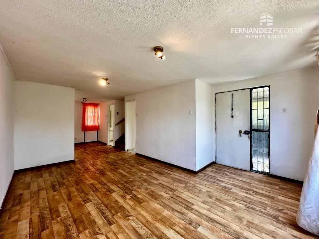 LOS ANDES - ARRIENDA CASA DE DOS PISOS 3D 2B 3E VILLA BICENTENARIO
