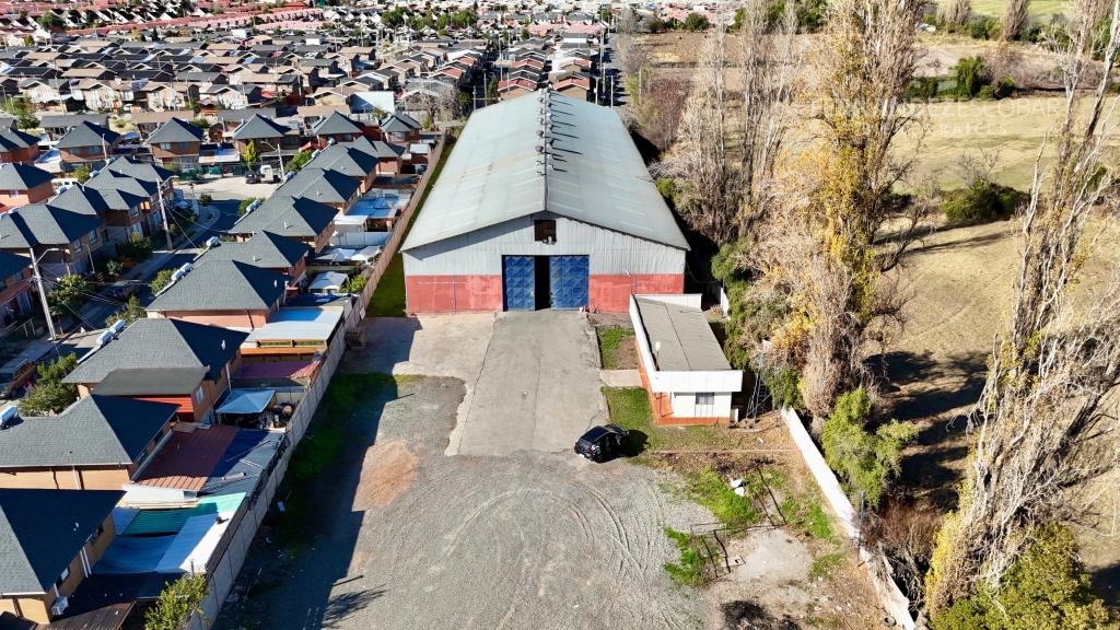 LOS ANDES - ARRIENDA GALPÓN DE 2.000 M2 CON OFICINAS