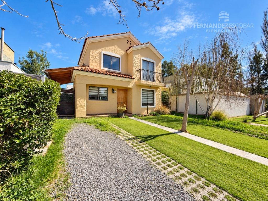SAN FELIPE - VENDE CASA 3D 3B 2E - COND. RIVERA DE LA OLIVA