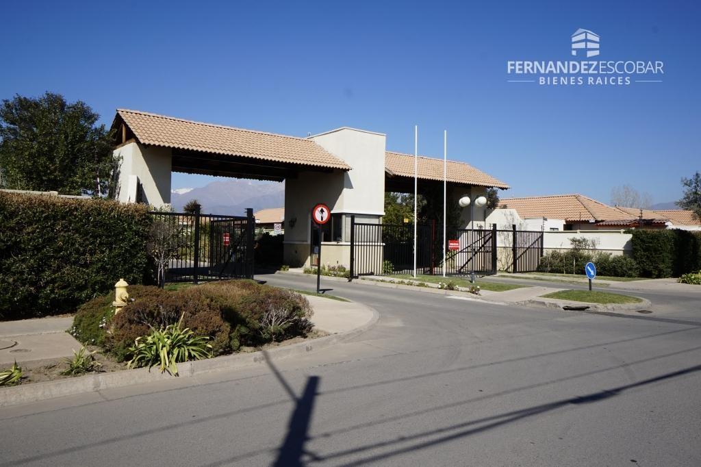 SAN ESTEBAN - SE VENDE CASA 3D 2B