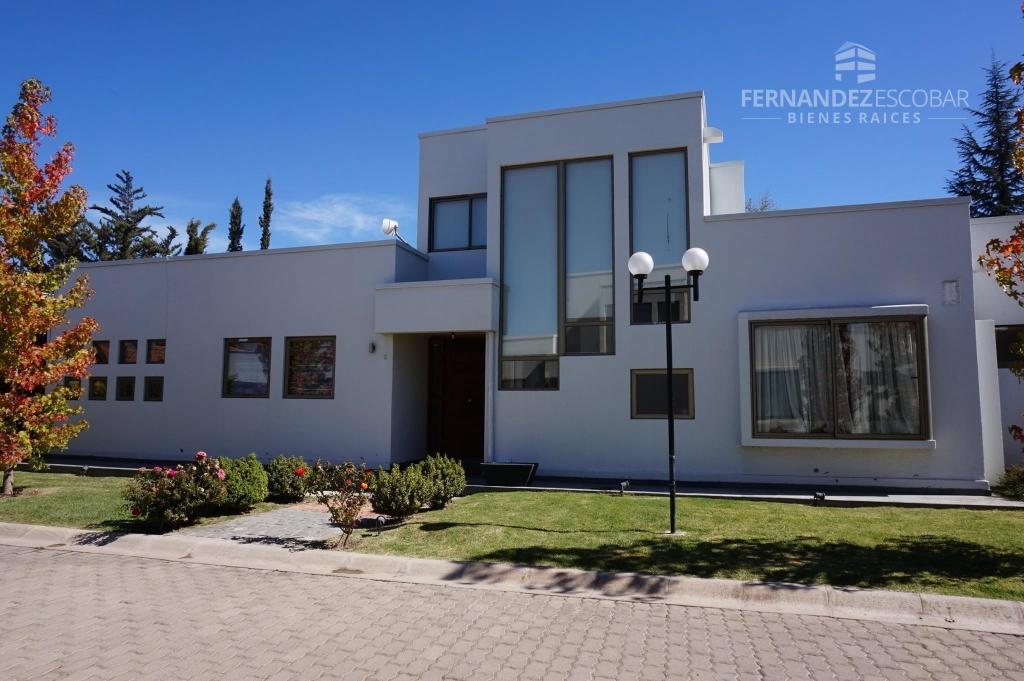CASA 6D 4B C/ PISCINA + DEPARTAMENTO CONDOMINIO  TABOLANGO