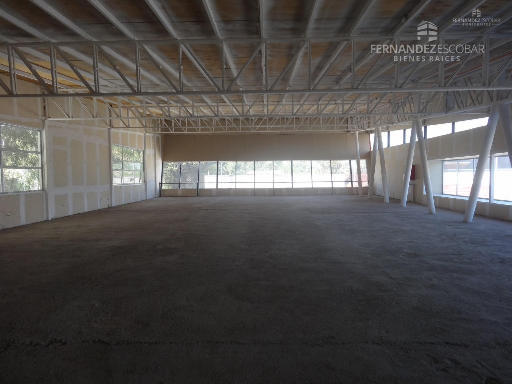 LOS ANDES - SE ARRIENDA LOCAL COMERCIAL 528 M2 STRIP CENTER