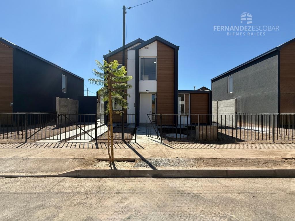 SAN ESTEBAN - ARRIENDA CASA 3D 3B VALLE CONDORES