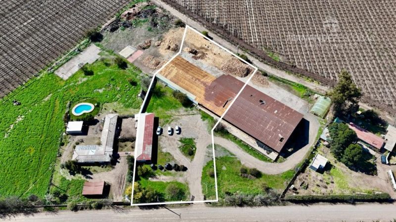 SAN FELIPE - VENDE TERRENO CON OFICINAS Y GALPÃ“N - SECTOR LOS MOLLES