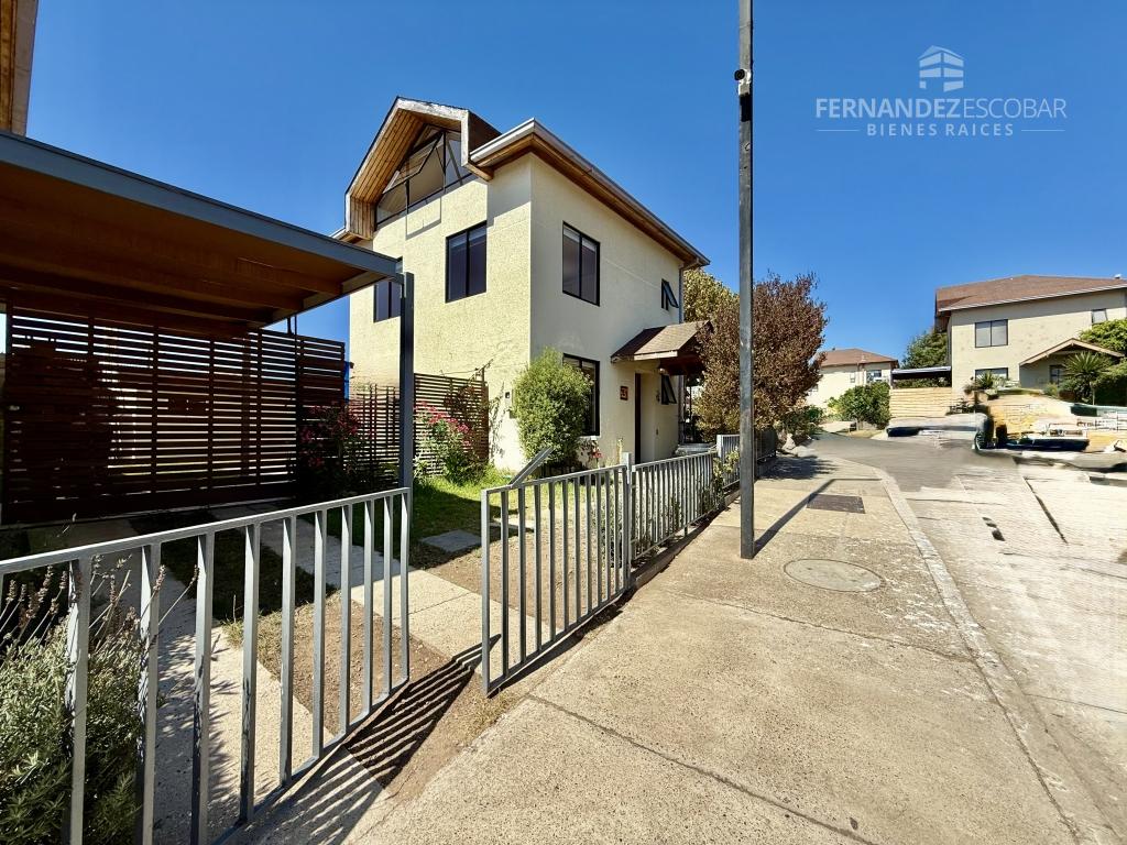 CONCON - VENDE CASA 4D 4B 2E - AV. ALERCE