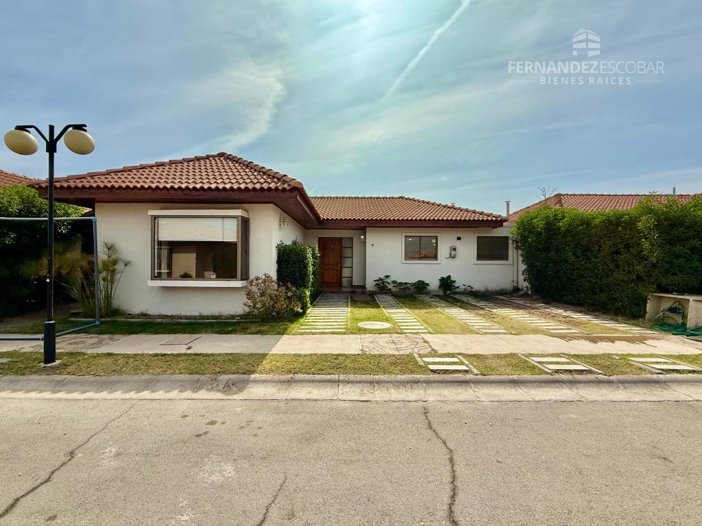 SAN ESTEBAN - VENDE | ARRIENDA CASA 3D 2B COND. LOS SOLARES