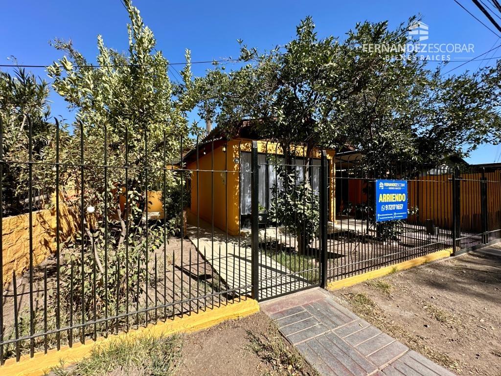 LOS ANDES - ARRIENDA CASA 5D 2B 3E - LOS CASTAÑOS