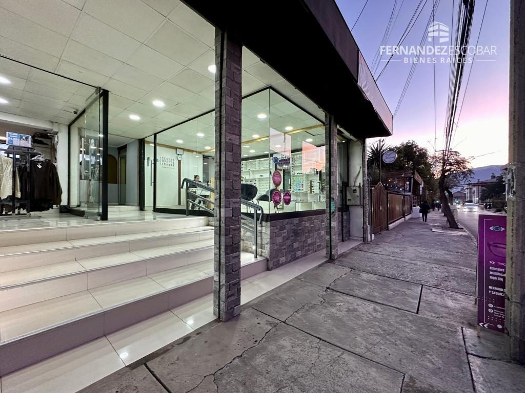SAN FELIPE - ARRIENDA OFICINA PRIVADA DE 22m2 - MERCED
