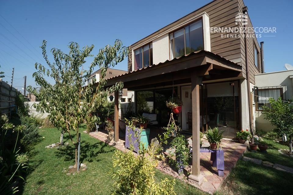 LOS ANDES - SE VENDE CASA 4D 3B